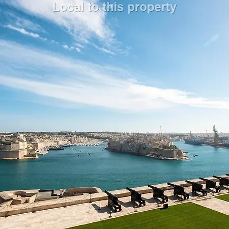 Old Mint No1 Apartment